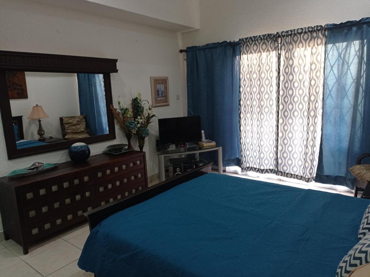 126 Friendship, Rockley Golf Club Appartement Bridgetown Buitenkant foto
